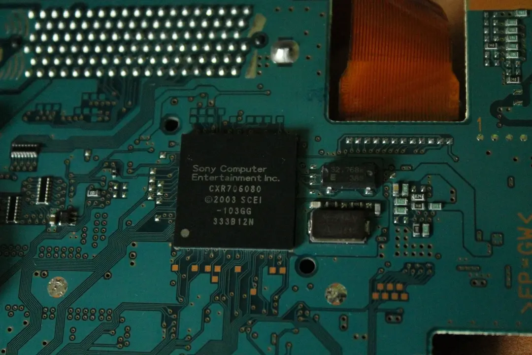 A picture of a black chip.